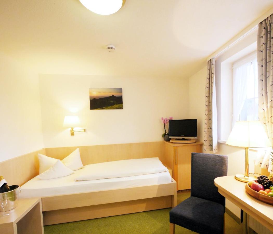 Berghotel Zollersteighof Albstadt Exterior photo